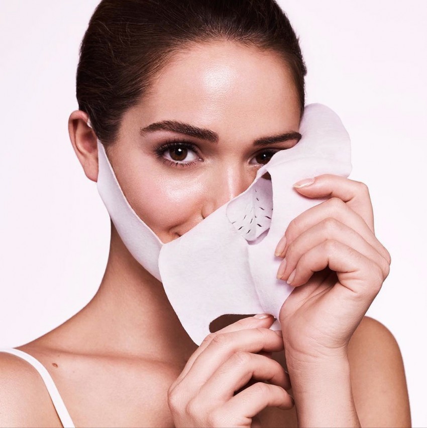 Тканевые маски для лица - обзор лучших масок и советы косметологов по их применению (95 фото + видео)