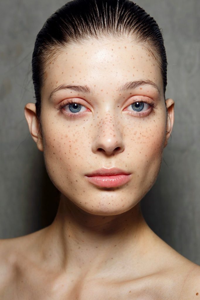 Фото лица девушки для фотошопа с макияжем